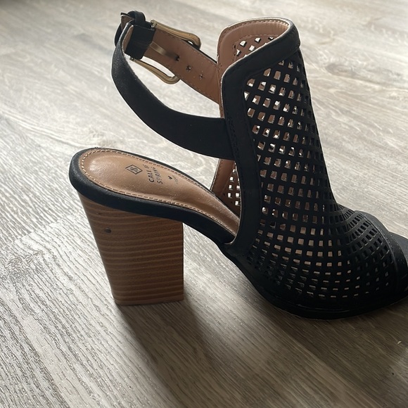 Call it spring black heels - Picture 5 of 6